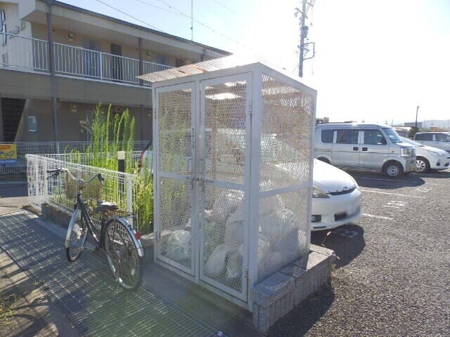 サンタプレイスの物件外観写真