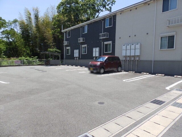 ミルキーウェイＢの物件外観写真