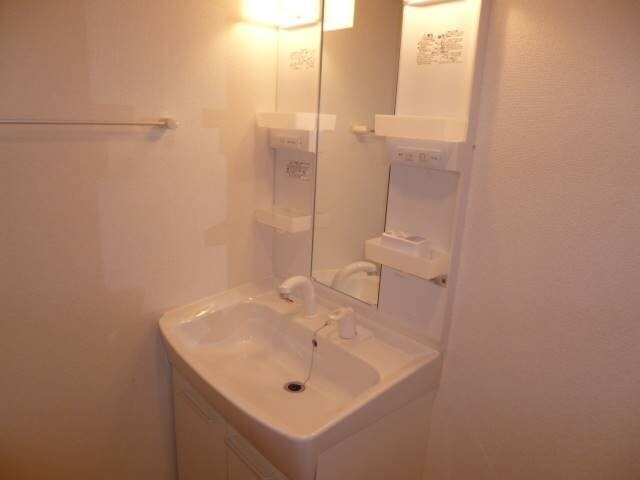 ミルキーウェイＢの物件内観写真