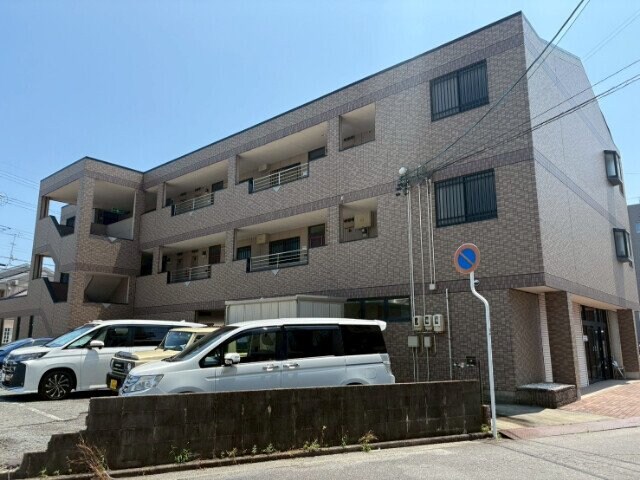 ルミナスパレスの物件外観写真