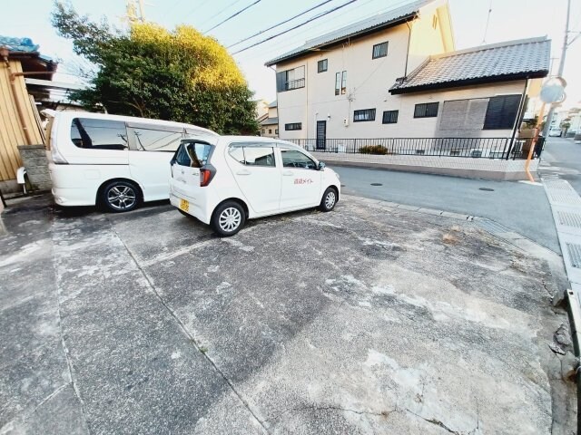 落合アパートの物件外観写真