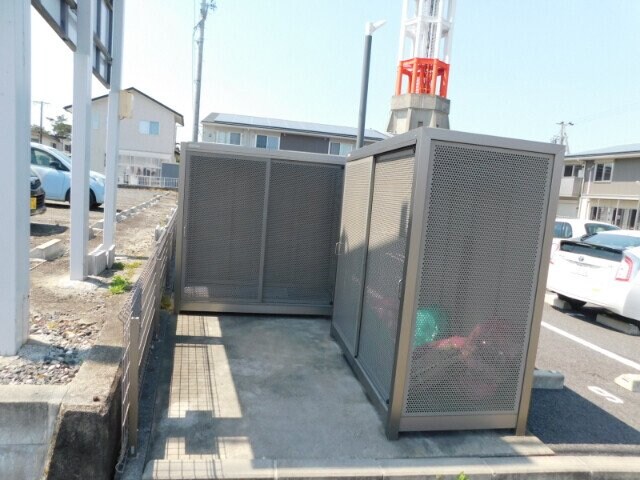 鈴鹿サーキット稲生駅 徒歩32分 2階の物件外観写真