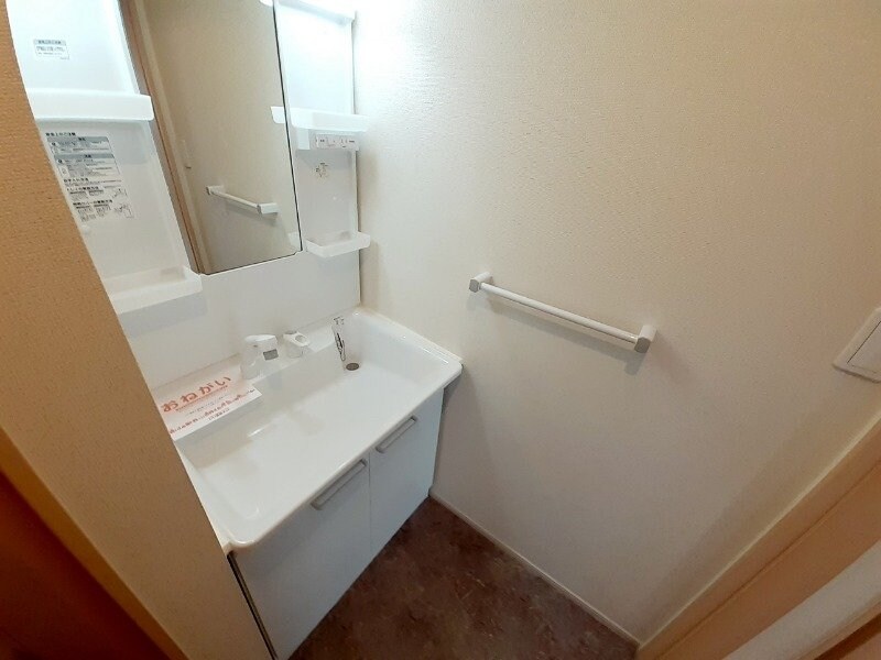 鈴鹿市駅 徒歩15分 2階の物件内観写真