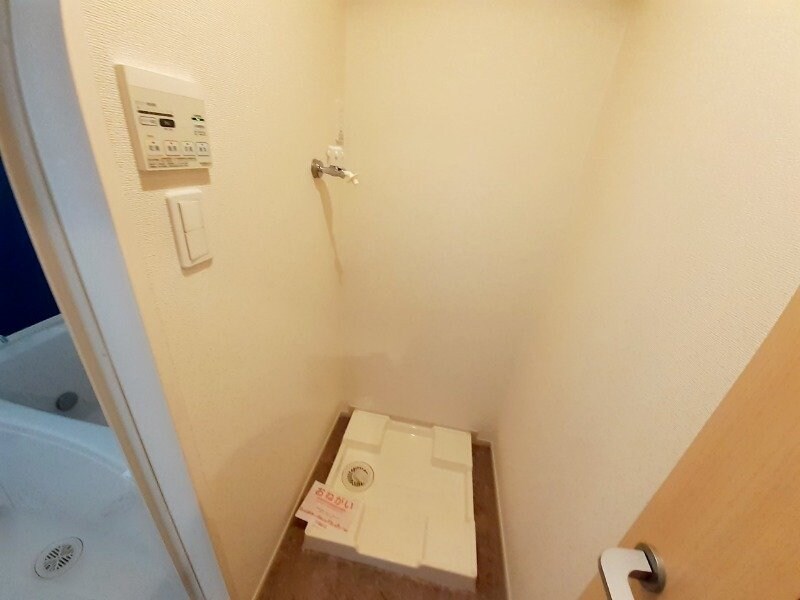 鈴鹿市駅 徒歩15分 2階の物件内観写真