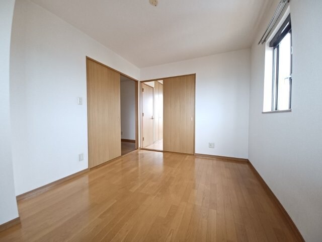 伊勢若松駅 徒歩10分 1階の物件内観写真