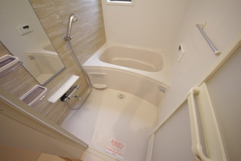 伊勢若松駅 徒歩9分 1階の物件内観写真