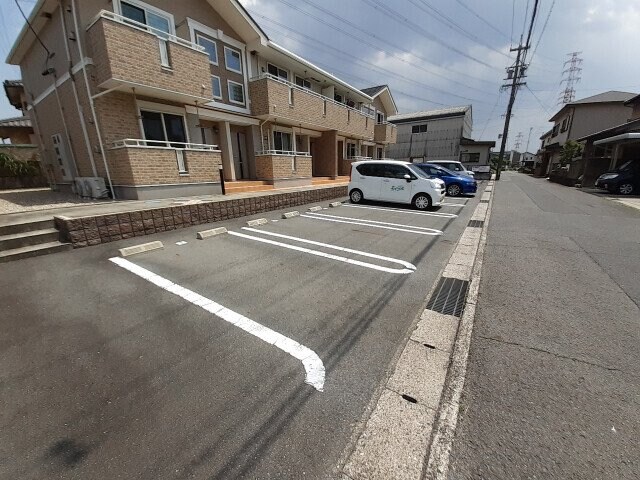 カーサ　ラピタの物件外観写真