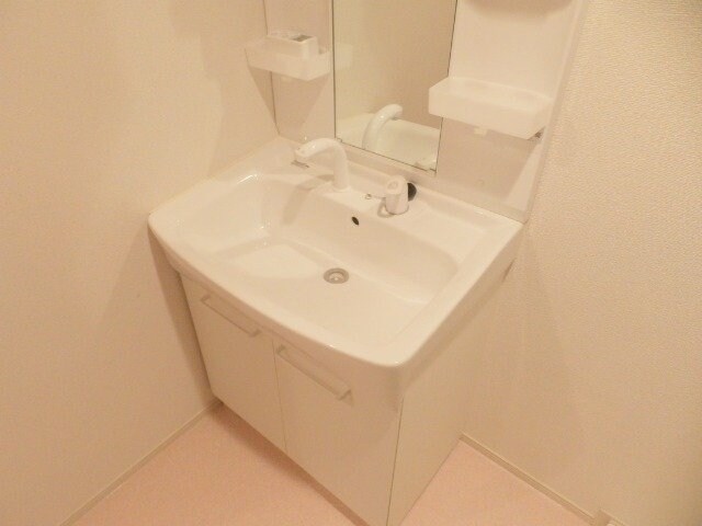 サニー　レジデンスの物件内観写真