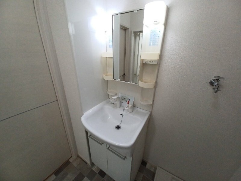 ネクサス　Bの物件内観写真