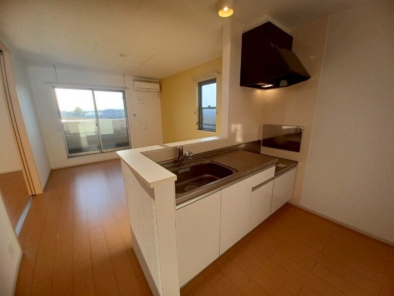 カーザ　ソル　レヴェンテ　Ａの物件内観写真