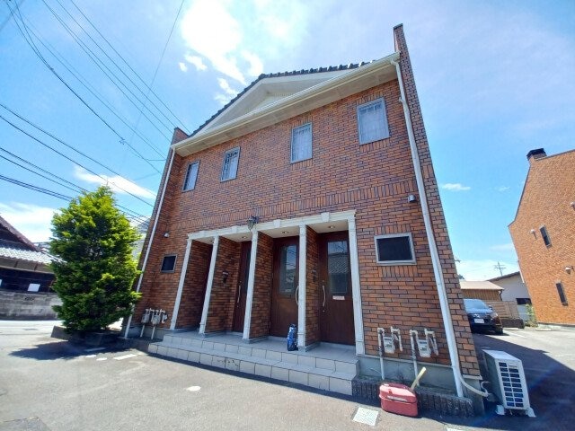 シャルムAの物件外観写真