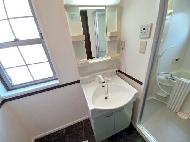 シャルムAの物件内観写真