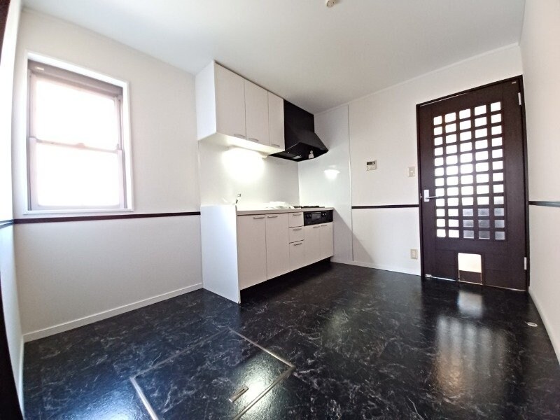 シャルムAの物件内観写真