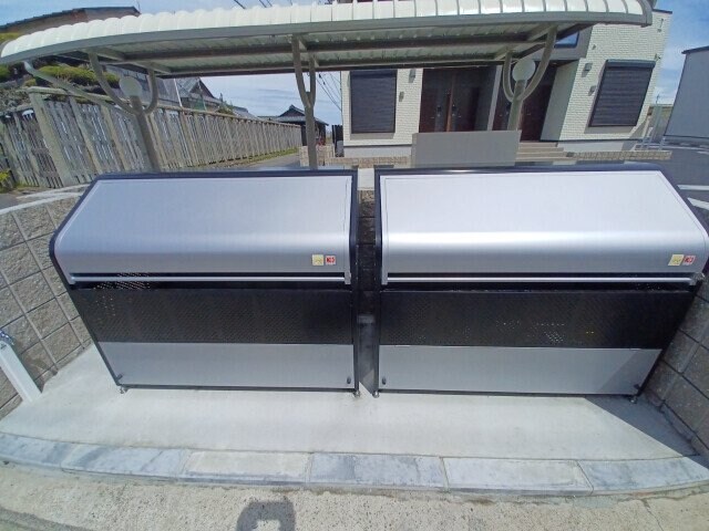 エトワールⅣの物件外観写真