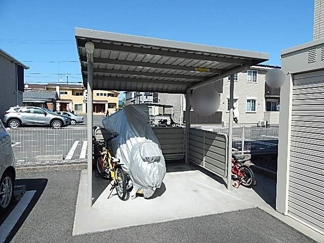 プリーズ　ライフの物件外観写真