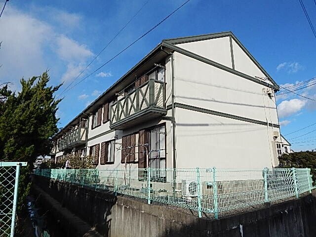 ウィンディーSUZUKA A棟の物件外観写真