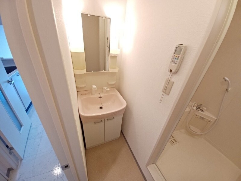 ウッドベルスクエアA棟の物件内観写真