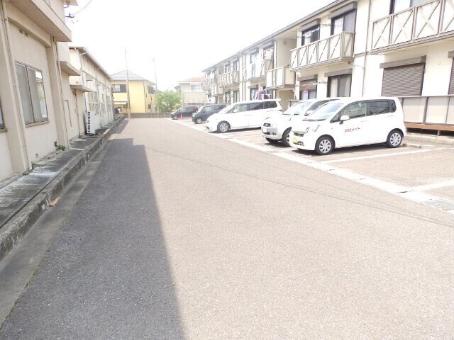 ラフィーネ稲生Ｂの物件外観写真