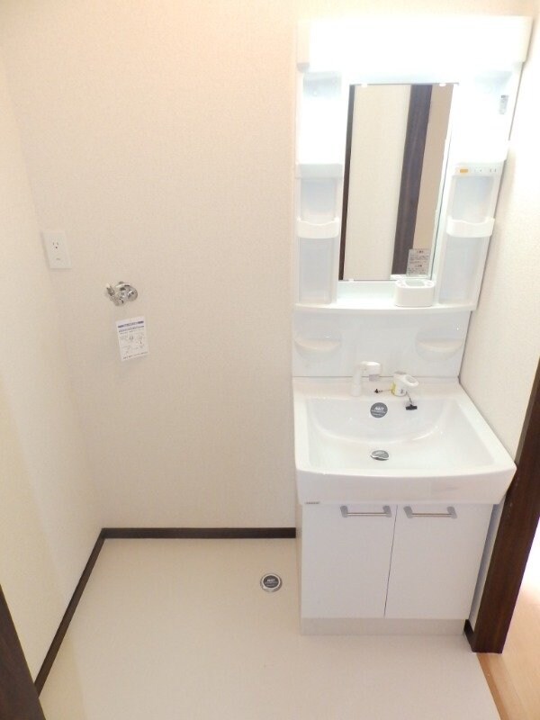 ラフィーネ稲生Ｂの物件内観写真