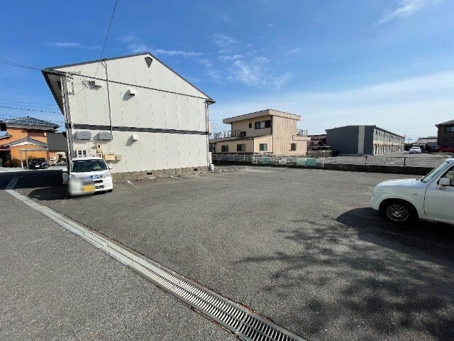 ファミールＤ棟の物件外観写真