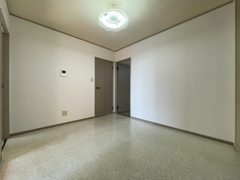 ファミールＤ棟の物件内観写真