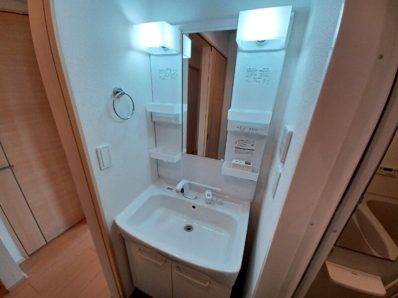 ブリリアント寺家ⅡＢの物件内観写真