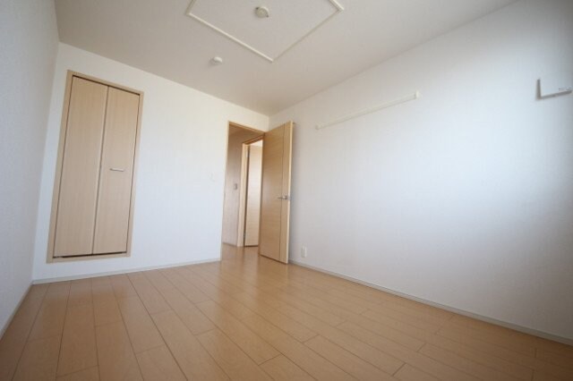 ブリリアント寺家ⅡＢの物件内観写真