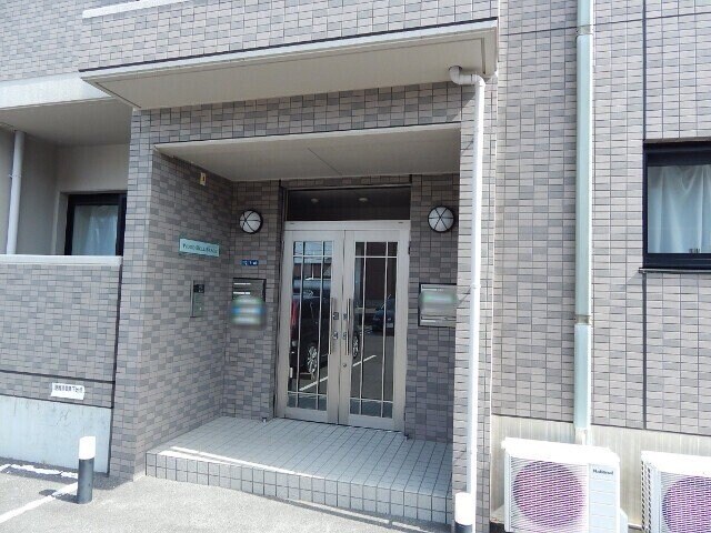 ウッドベルステージの物件外観写真