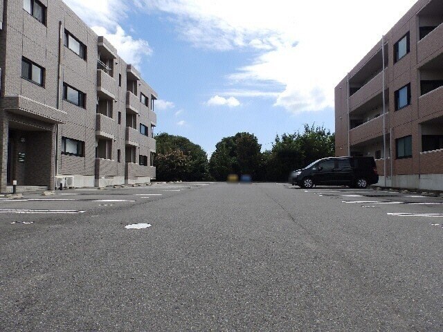 ウッドベルステージの物件外観写真