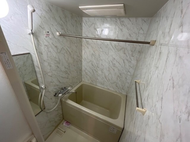 プチバイオレットの物件内観写真