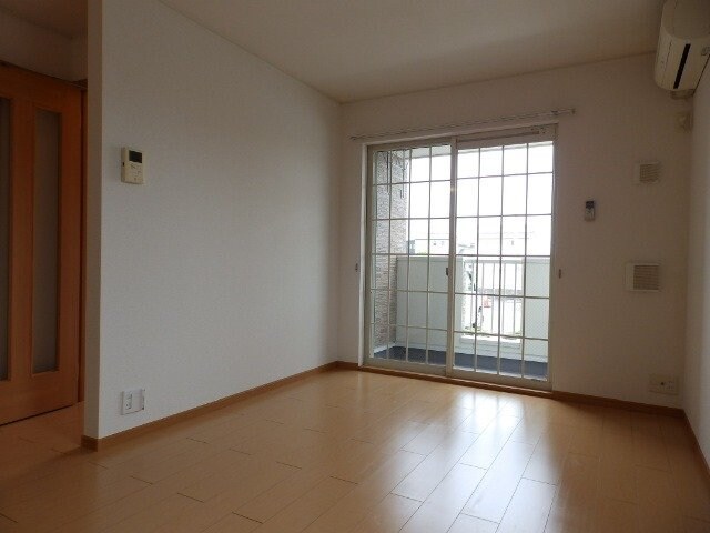 ランドマーク　２０１１　Ａの物件内観写真