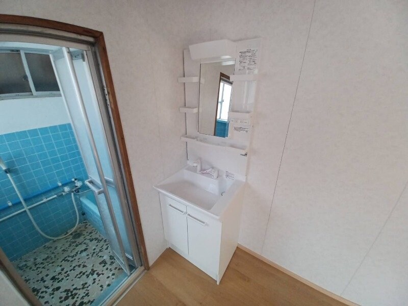 日野町貸家の物件内観写真