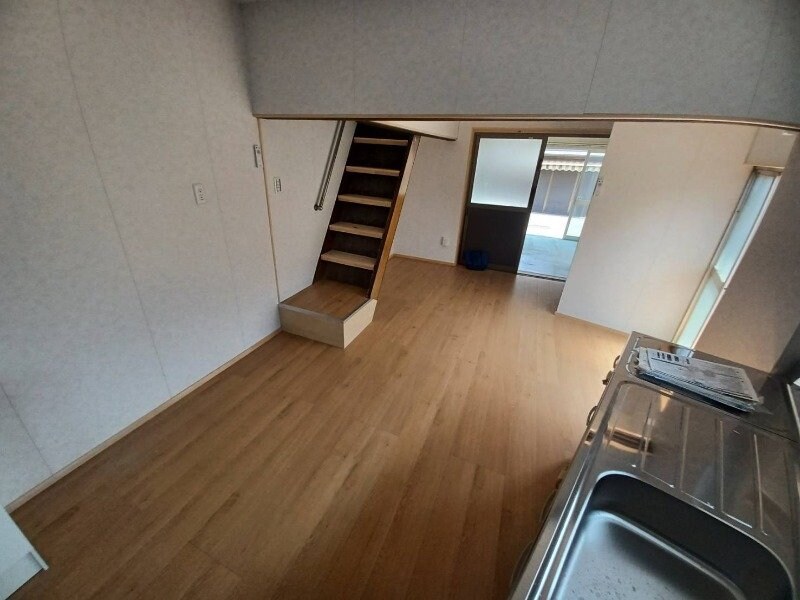 日野町貸家の物件内観写真