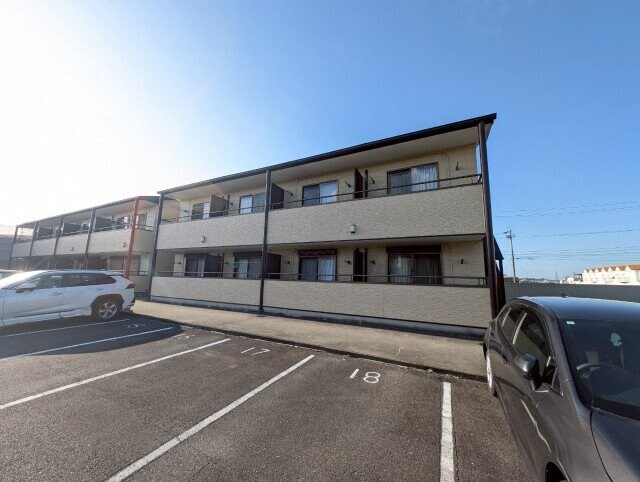 シャルマン・ドミールBの物件外観写真