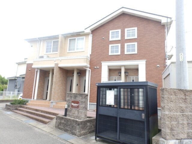 ヴォロンティエＡ棟の物件外観写真