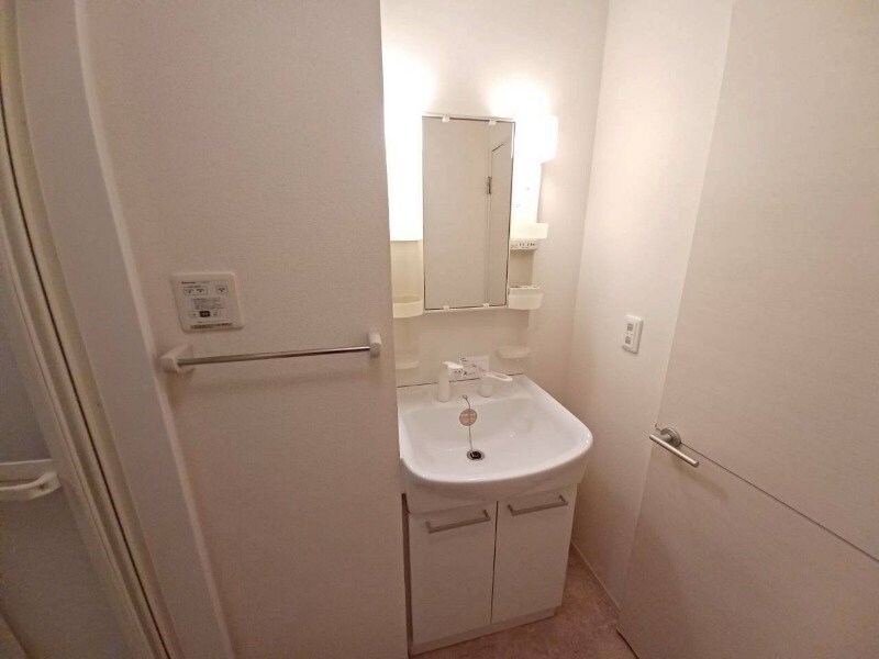 Ｔｒｏｉｓ　Ｊｏｕｒｓ　Ⅱの物件内観写真