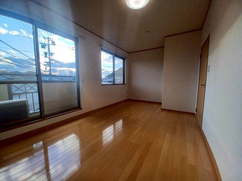 クレッシェンドの物件内観写真