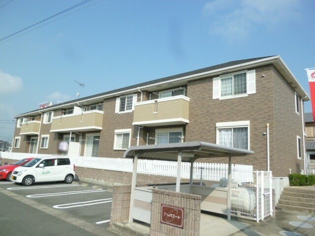 アルバコートの物件外観写真