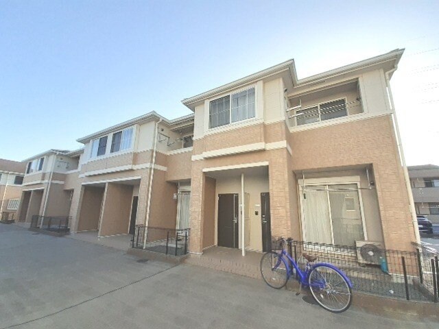 ラピュタ参番館の物件外観写真