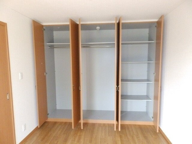 エバー　プレイスＡの物件内観写真