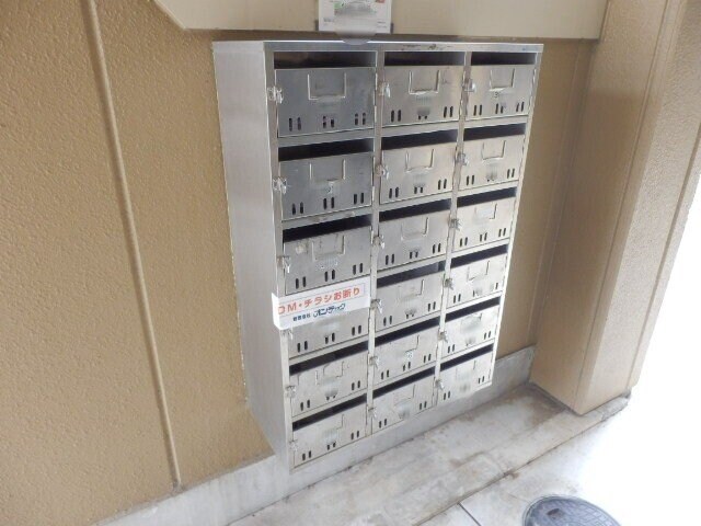 ＥＴＯＩＬＥ中出の物件外観写真