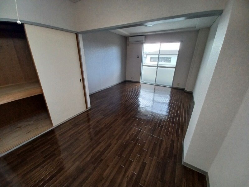 NEW　FIVEの物件内観写真