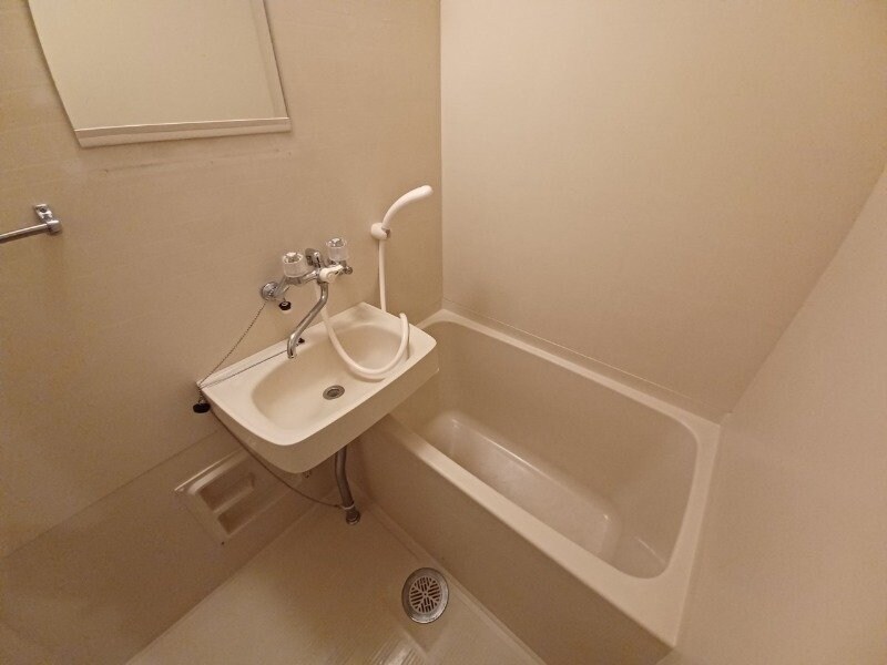 NEW　FIVEの物件内観写真