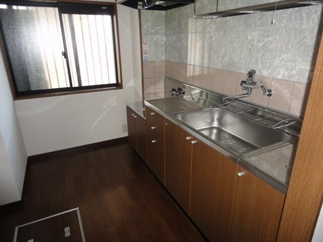 コンフォールハイランドⅠの物件内観写真