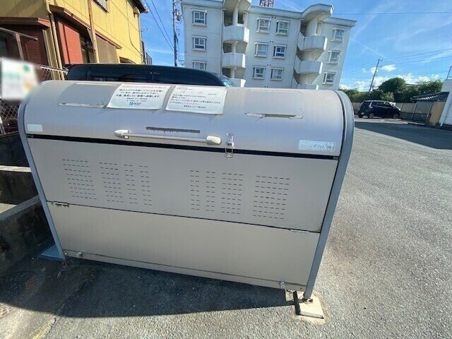 松月マンションの物件外観写真