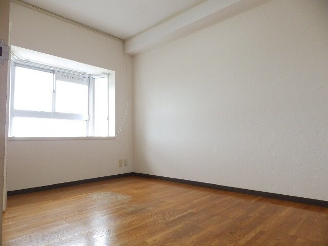 松月マンションの物件内観写真