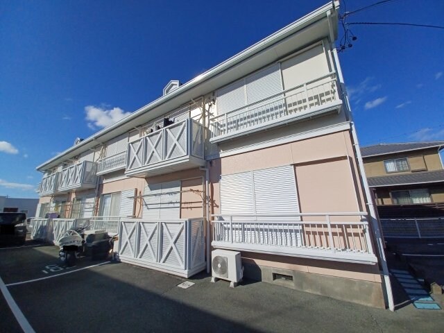 ネオハイツオークＣ棟の物件外観写真