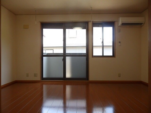 Ｃｏｕｒｔ Ｒｏｍａｎの物件内観写真