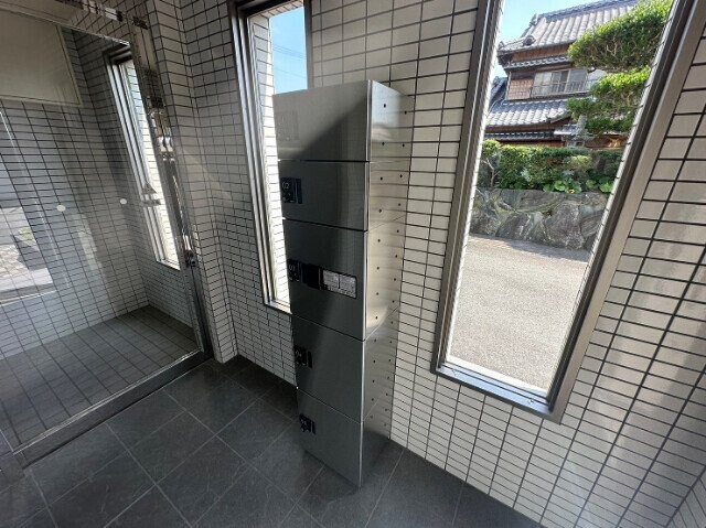 マエストロ伊勢の物件外観写真