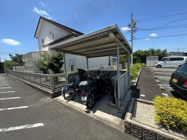 ル・サンティエＡの物件外観写真